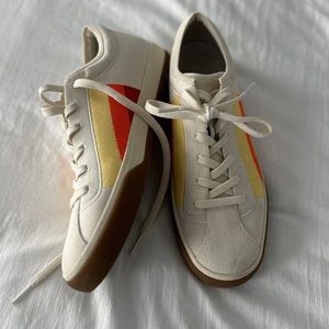 Rothy’s Lace Up Sneaker - Yellow Candy Stripe - Size 9